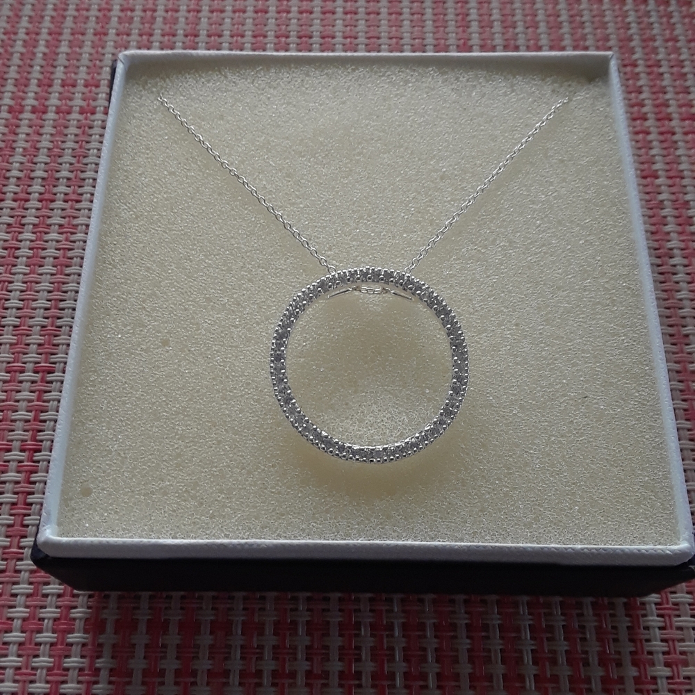 Women's 16" Diamond Accent Circle Pendant w/Sterling Silver Chain